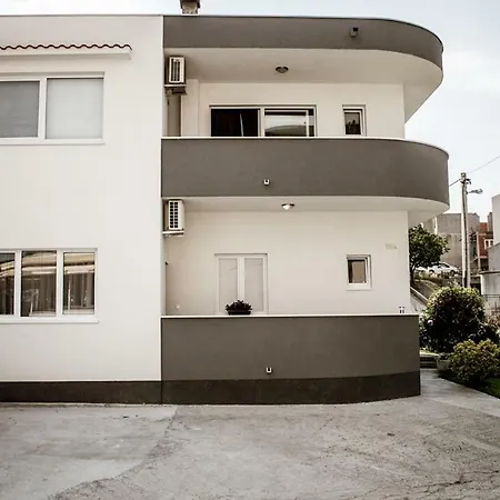 Apartamento Dujmovic Split